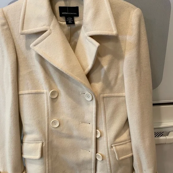 Moda International Cream Peacoat - Picture 2 of 9